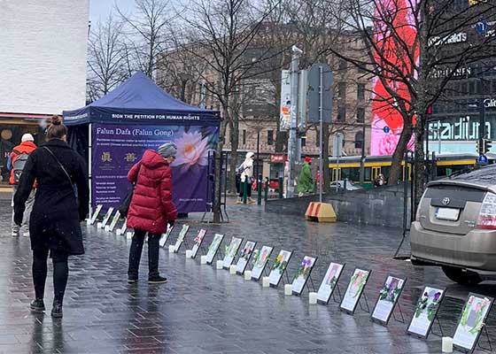 Image for article Finlande : Manifestations à Helsinki pour commémorer l’Appel du 25 avril