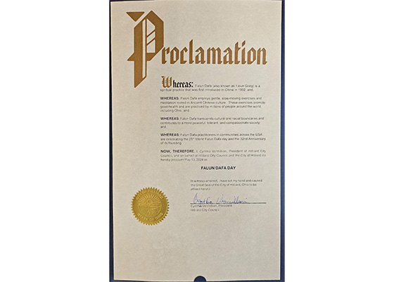 Image for article Ohio, États-Unis : La présidente du conseil municipal de la ville d'Hilliard a publié une proclamation pour la Journée du Falun Dafa