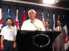 Image for article Avant la visite du chef d’État chinois Hu Jintao, le gouvernement canadien et les citoyens font un appel pour que cesse la persécution du Falun Gong (Photos)