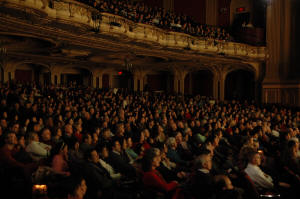 Image for article Une salle comble reçoit le spectacle de la Divine Performing Arts au théâtre de l’Opéra de Boston (Photos)