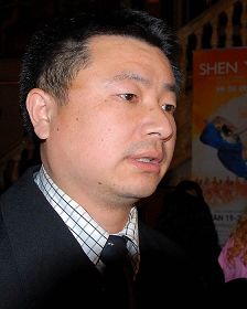 Image for article Toronto : Des immigrants chinois ravis par Shen Yun (Photo)