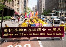 Image for article Des milliers défilent à Manhattan près de l'ONU, les habitants accueillent « une bouffée d'air frais » à New York