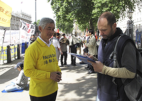Image for article Londres, Royaume-Uni : Soutien public à la manifestation des pratiquants de Falun Gong