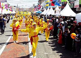 Image for article Sydney, Australie : Le Falun Dafa bien accueilli au festival de la rue Haldon