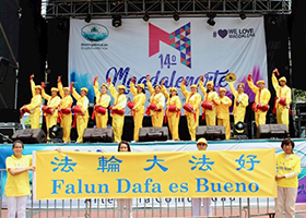 Image for article Présenter le Falun Gong au festival d'Art péruvien