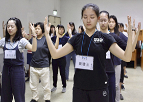 Image for article Taïwan : Un camp de vacances à l'Université nationale Chung Hsing pour présenter le Falun Gong à des jeunes