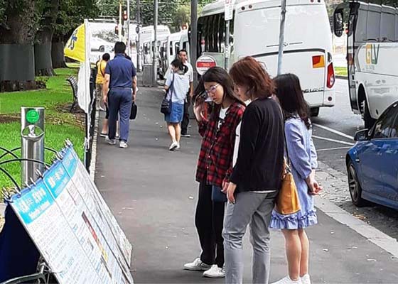 Image for article Australie : Des touristes chinois dénoncent la persécution du Falun Gong par le Parti communiste