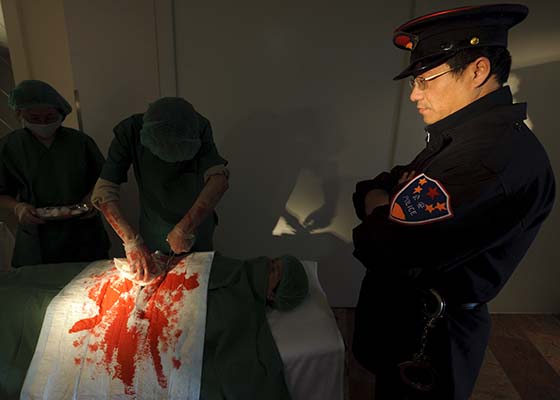 Image for article Le « New York Post » publie le récit d'un ancien employé d'hôpital témoin des prélèvements forcés d'organes à vif en Chine