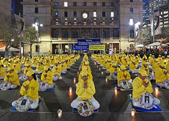 Image for article Sydney : Les gens qui soutiennent le Falun Gong s'expriment lors d'un rassemblement marquant les 20 ans de persécution