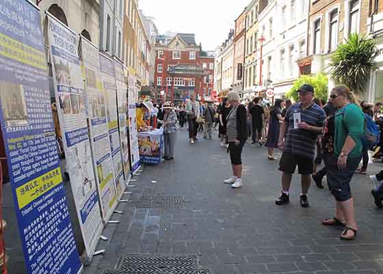 Image for article Londres : Les activités de Falun Gong sensibilisent l'opinion et appellent à mettre fin à 20 ans de persécution en Chine