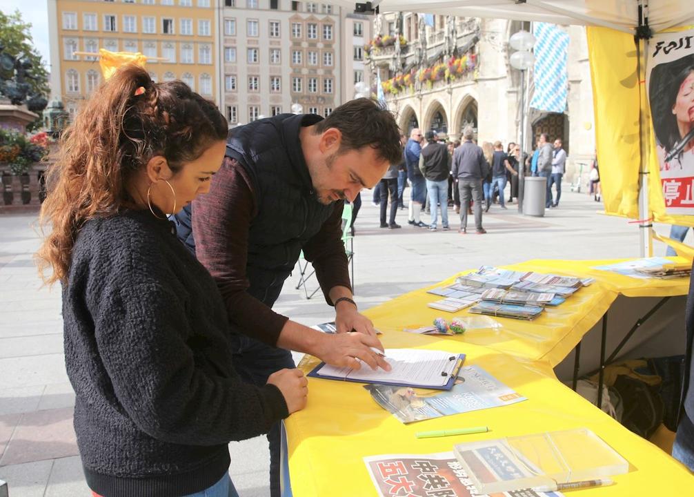 Image for article Présenter le Falun Gong aux communautés en Allemagne, en Espagne, en Belgique et au Danemark