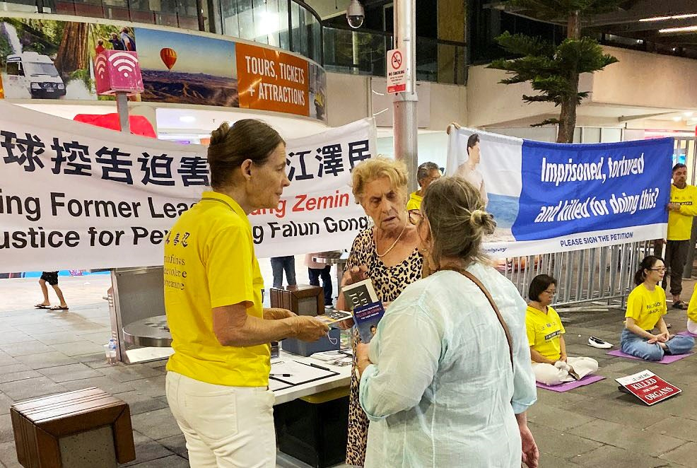 Image for article Australie : Le Falun Gong reçoit le soutien du public lors des activités à Gold Coast
