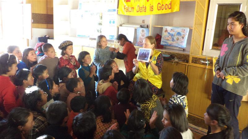 Image for article Cinq mois au Ladakh, Inde (1re partie sur 3) : Les écoles accueillent le Falun Dafa