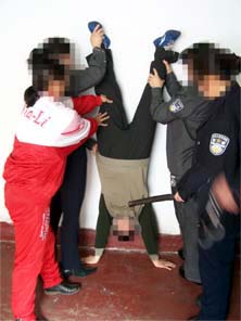 Image for article La police refuse de libérer une femme du Heilongjiang torturée en détention, son dossier retourné pour manque de preuves