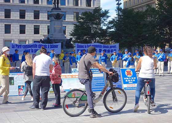 Image for article Canada : Les pratiquants de Falun Dafa organisent des activités à Montréal pour éveiller les consciences