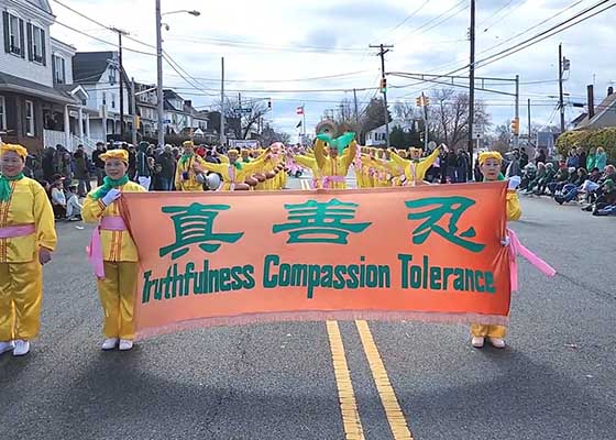 Image for article South Amboy, New Jersey : La beauté de Dafa montrée lors du défilé de la Saint-Patrick
