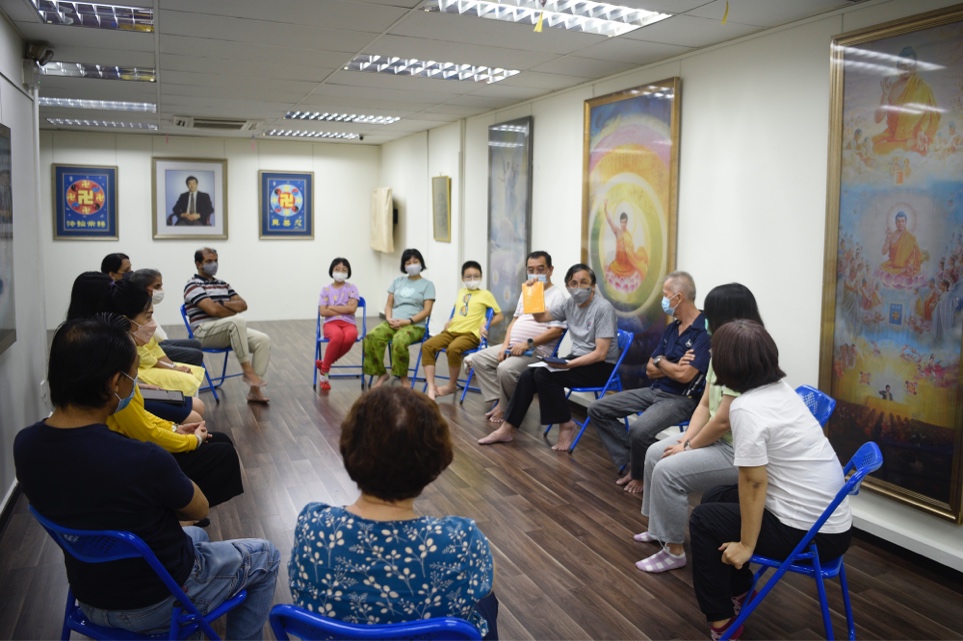 Image for article Singapour : De nouveaux pratiquants de Falun Dafa participent à un stage de neuf jours