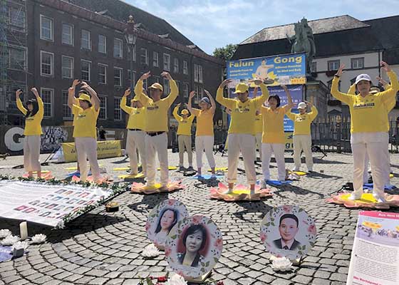 Image for article Allemagne : Un législateur exprime son soutien lors d’un rassemblement contre la persécution du Falun Dafa par le régime communiste chinois