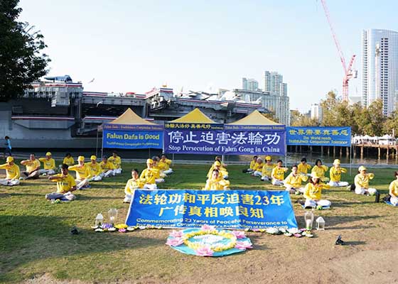 Image for article Californie : Une veillée aux chandelles à San Diego pour commémorer les pratiquants de Falun Dafa persécutés à mort