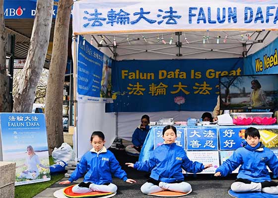 Image for article Australie : Le Falun Gong célébré lors de la fête de la Lune à Melbourne