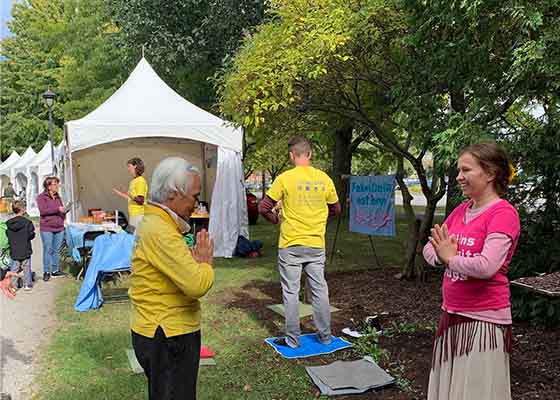 Image for article Québec, Canada : Les pratiquants de Falun Dafa participent à de nombreux événements communautaires