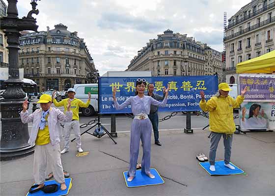 Image for article Une actrice parisienne : « Je soutiens le Falun Dafa. Je soutiens la liberté et la paix. »