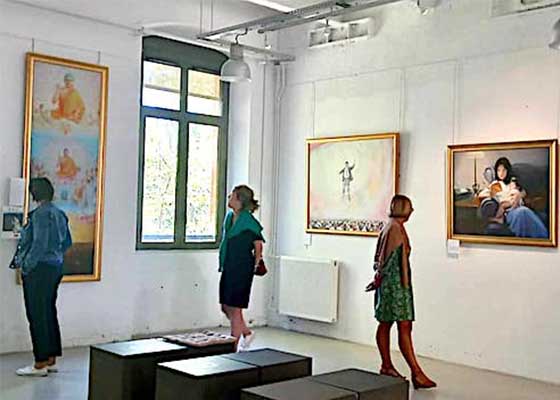 Image for article Toulouse, France : L’exposition L’Art de Zhen Shan Ren touche le cœur des visiteurs