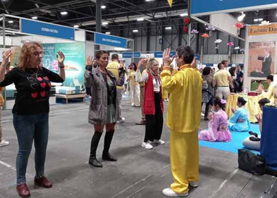 Image for article Les principes du Falun Dafa trouvent un écho parmi les visiteurs du salon de la santé BioCultura Madrid 2022
