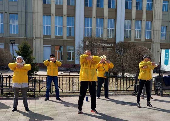 Image for article Des activités organisées à Irkoutsk, en Russie, ont commémoré l’Appel du 25 avril à Pékin