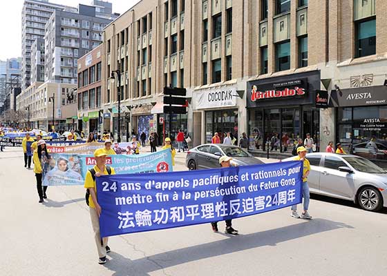 Image for article Montréal, Canada : Le public exprime son soutien lors des activités à Montréal pour commémorer l’Appel du 25 avril