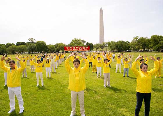 Image for article Célébration à Washington D.C. pour rendre hommage à la Journée mondiale du Falun Dafa