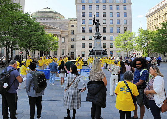 Image for article Montréal, Canada : Les pratiquants célèbrent la Journée mondiale du Falun Dafa