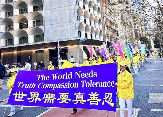 Image for article Sydney, Australie : Le public soutient le rassemblement et le défilé marquant les 24 ans de résistance à la persécution du Falun Dafa
