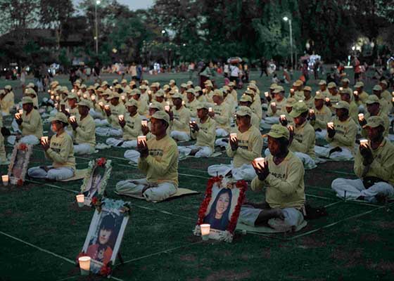 Image for article Indonésie : Le public exprime son soutien au Falun Dafa lors d’activités pour appeler à la fin de la persécution en Chine