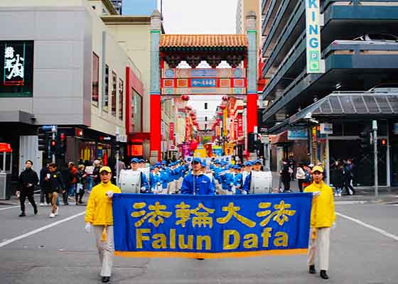 Image for article Melbourne, Australie : Rassemblement, défilé et veillée aux chandelles pour mettre fin à la persécution du Falun Dafa
