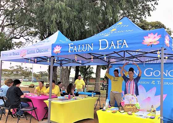 Image for article Australie : Le principe du Falun Dafa apprécié à l’exposition agricole de Margaret River