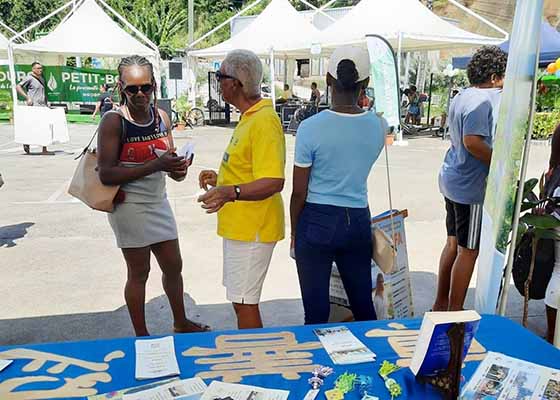 Image for article Guadeloupe : Les pratiquants présentent la beauté du Falun Dafa et parlent de la persécution
