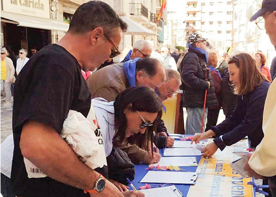Image for article Espagne : Les habitants de Carthagène soutiennent le Falun Dafa