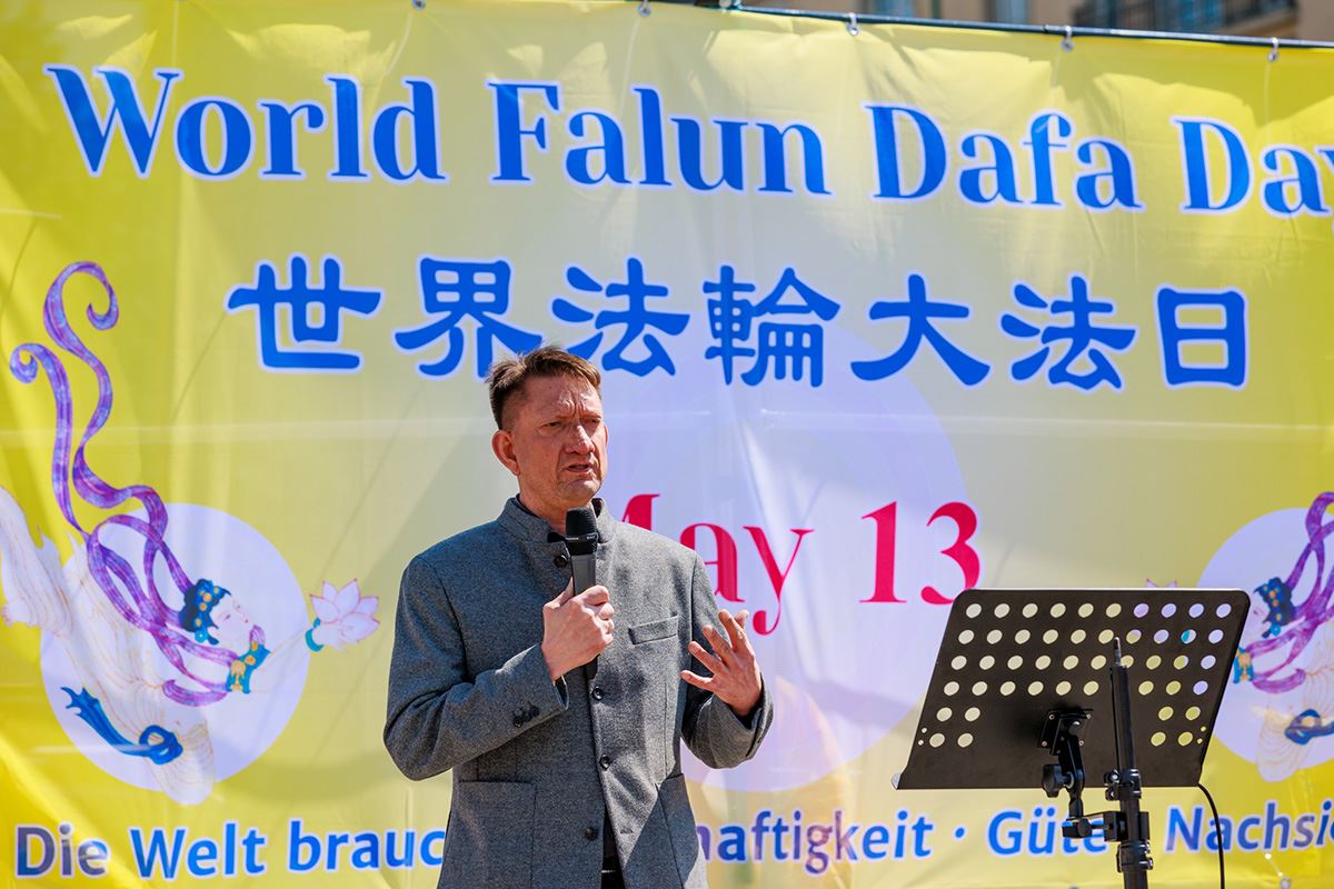 Image for article Berlin, Allemagne : Un membre du Parlement de l’État continue de faire pression sur le PCC pour qu’il libère un pratiquant de Falun Gong détenu