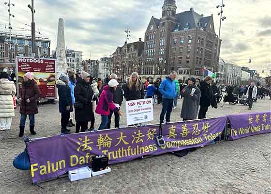 Image for article « C’est un crime contre l’humanité », les habitants d’Amsterdam condamnent la persécution du Falun Dafa à l’occasion de la Journée internationale des droits de l’homme