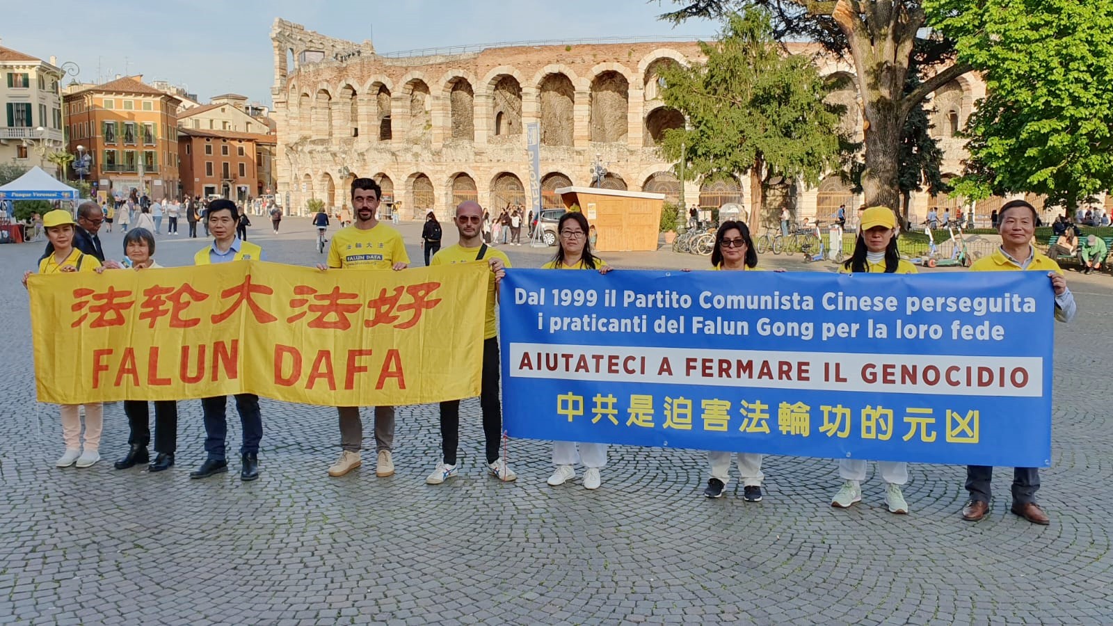 Image for article Vérone, Italie : Sensibiliser les gens à la persécution en Chine lors du forum du dialogue économique sino-italien