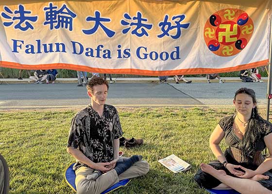 Image for article Newark, USA : Le Falun Dafa accueilli lors de la célébration de la fête de l’Indépendance