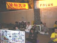 Image for article Activités de Hongfa en Israël : Un journal important a couvert le Falun Gong positivement ; les pratiquants font appels devant l'Ambassade de Chine (photos)