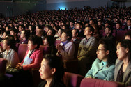 Image for article La Corée est profondément touchée par la première représentation de la Divine Performing Arts (Photos)