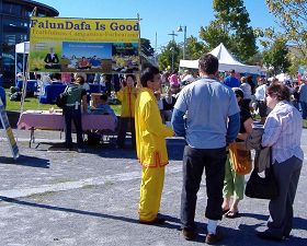 Image for article New York : Promouvoir le Falun Dafa à Long Island