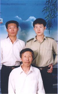 Image for article Mon père et mon frère ont été persécutés à mort (Photo)