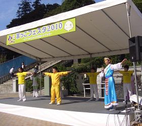 Image for article Japon: Le festival de la ville de Utsunomiya accueille le Falun Gong (Photo)