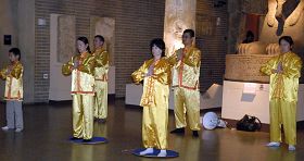 Image for article Philadelphie : Le Falun Gong brille à l'université de Pennsylvanie lors de la célébration du Nouvel An chinois (photos)