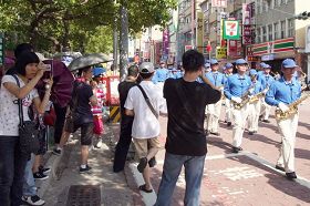 Image for article Taïwan: Un défilé dans la ville de Tainan inspire de l’intérêt envers le Falun Gong (Photo)