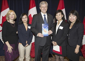 Image for article Les dirigeants canadiens saluent la nouvelle saison de Shen Yun